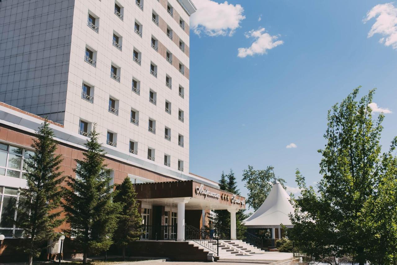 Dostyq Kokshetau Hotel Exterior photo