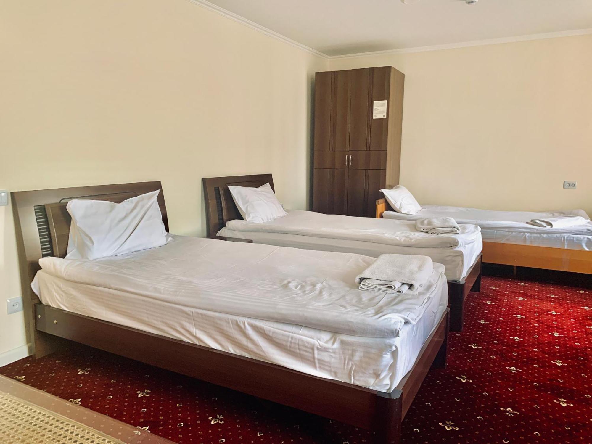 Dostyq Kokshetau Hotel Exterior photo